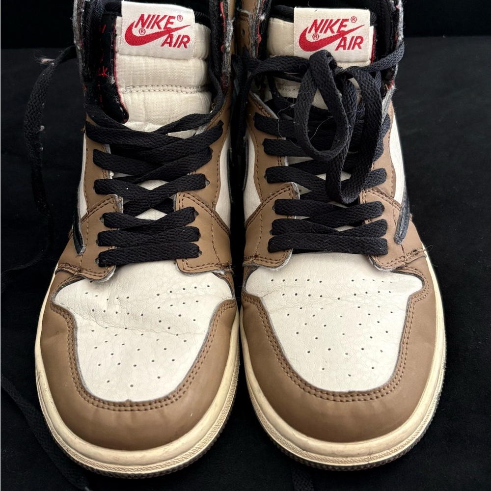 Nike Air Sneakers in Brown and Cream